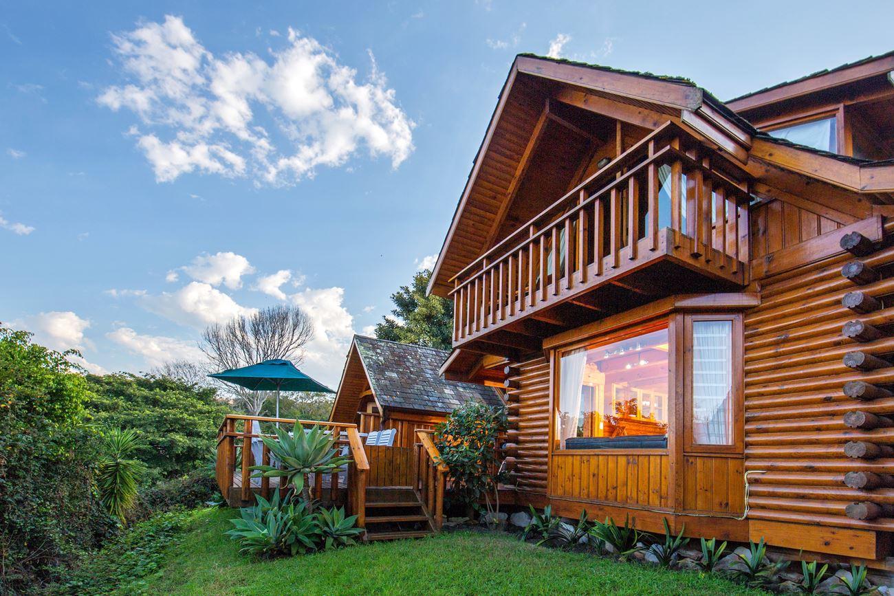 Abalone Lodges | Old Place Accommodation