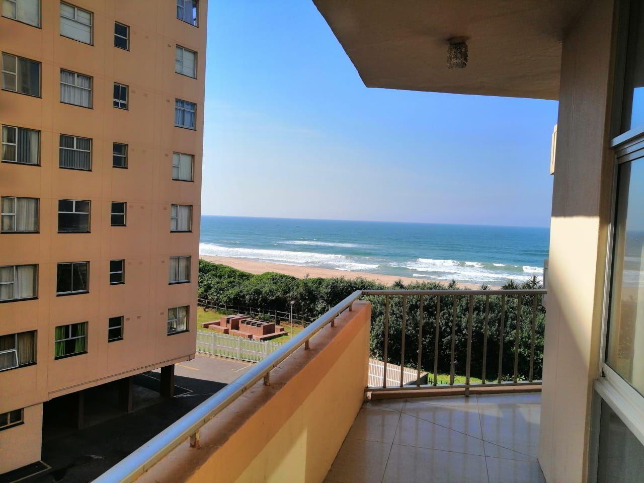 Albatros On The Beach | Amanzimtoti Accommodation
