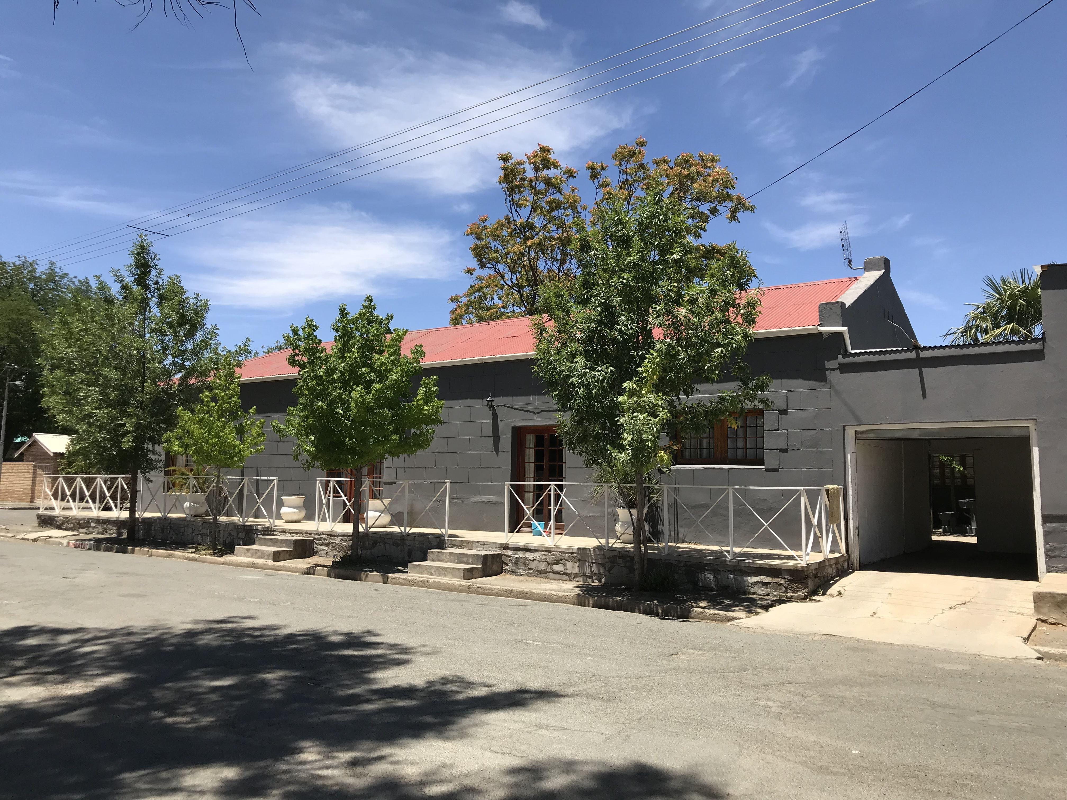 The Stables B&B / The Stables Guest House | Accommodation Middelburg (Eastern Cape)