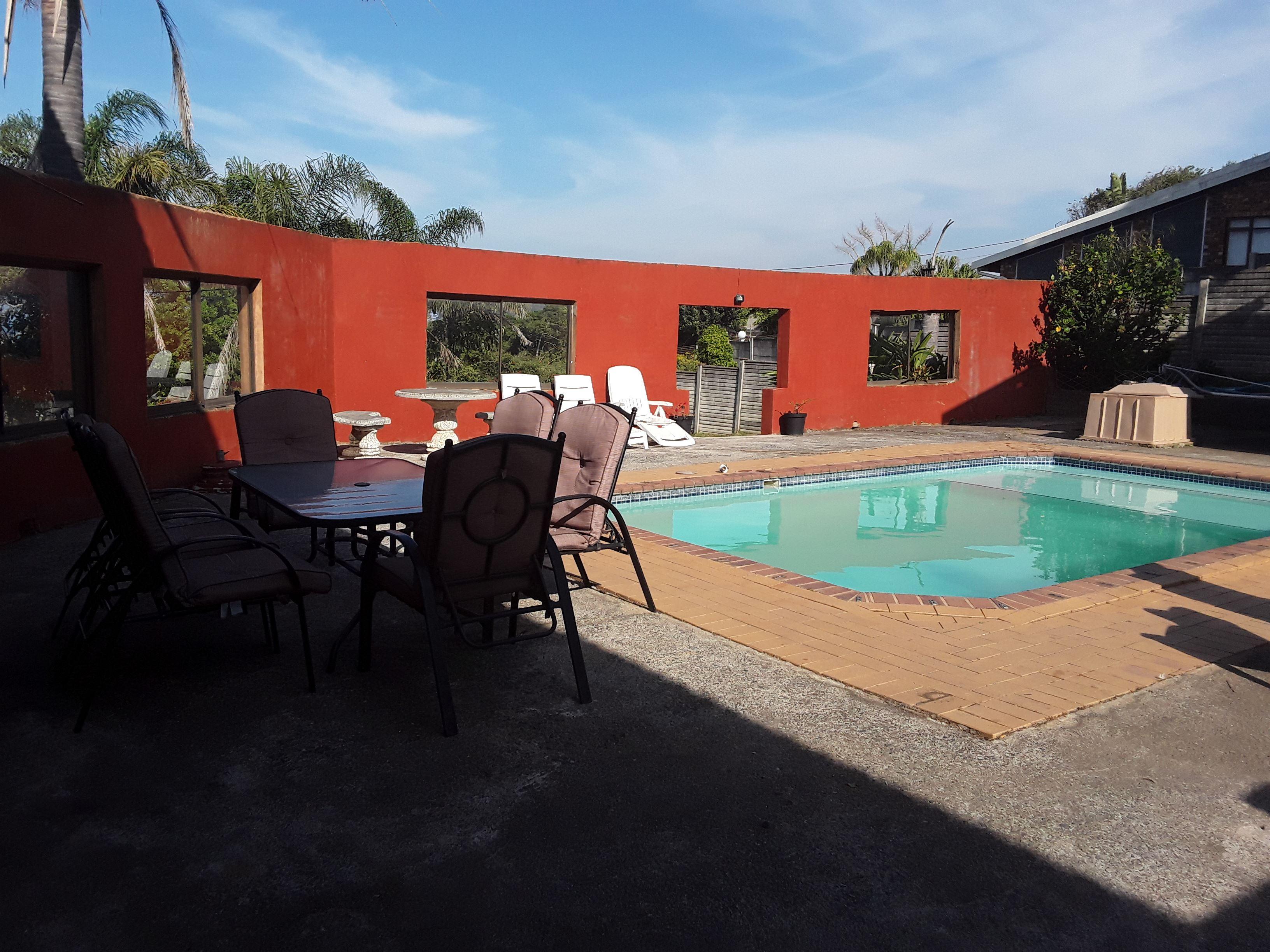 Moana Villa | Margate North Beach Specials