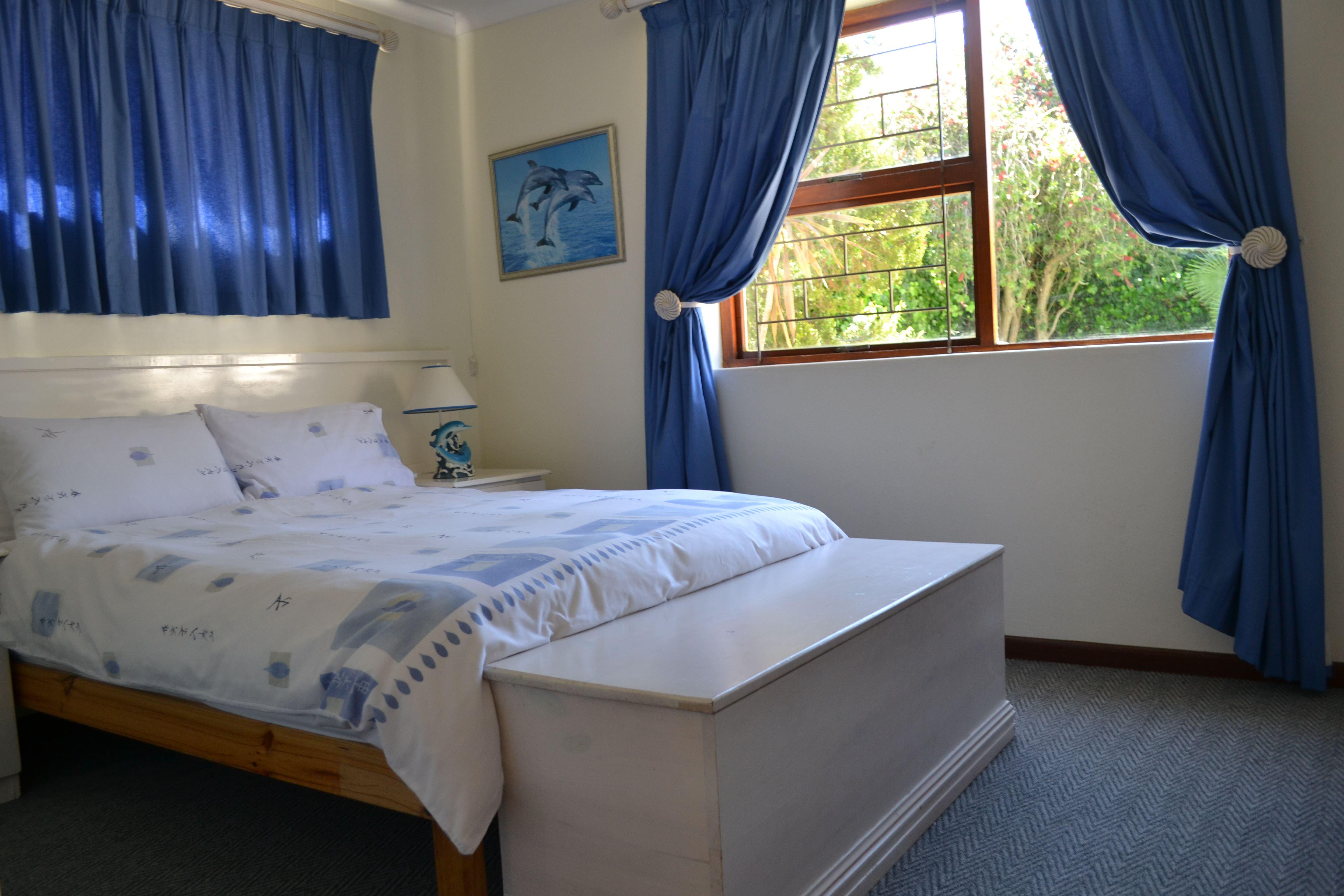 Nat-Art Self-Catering Accommodation | Specials Edgemead