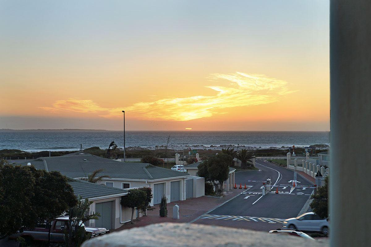 Big Bay Beach Club 38 | Blouberg Specials