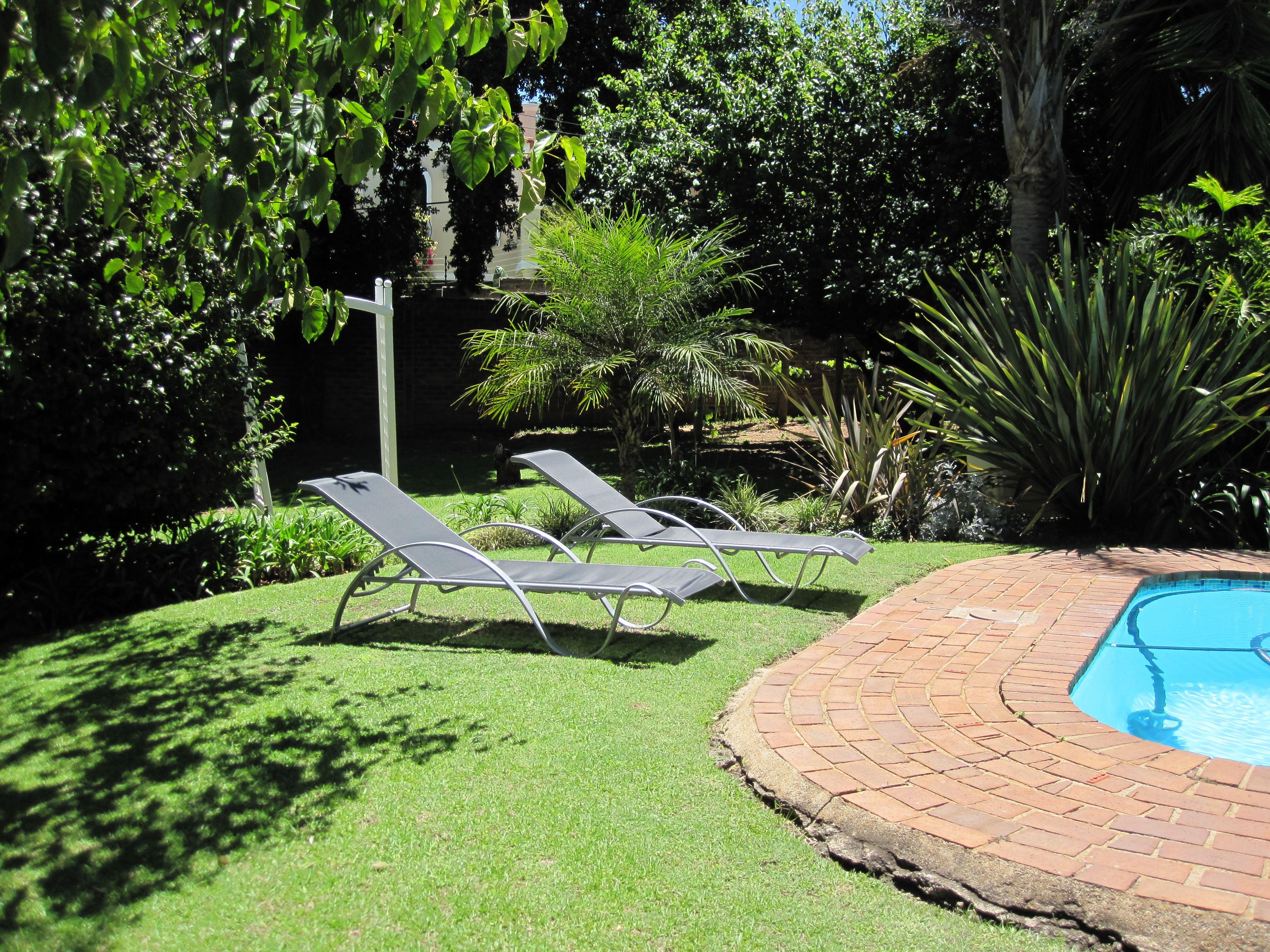 The Pecan Tree Guesthouse | Accommodation Bryanston
