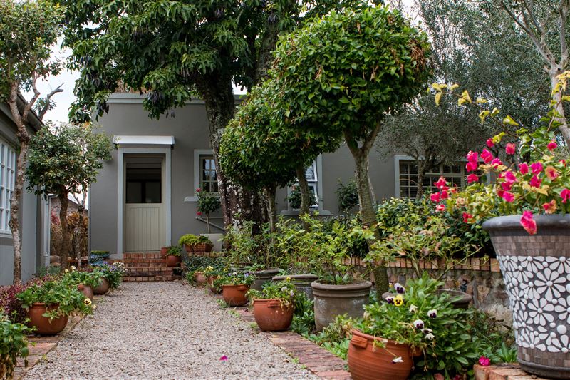 Approach to Garden Cottage