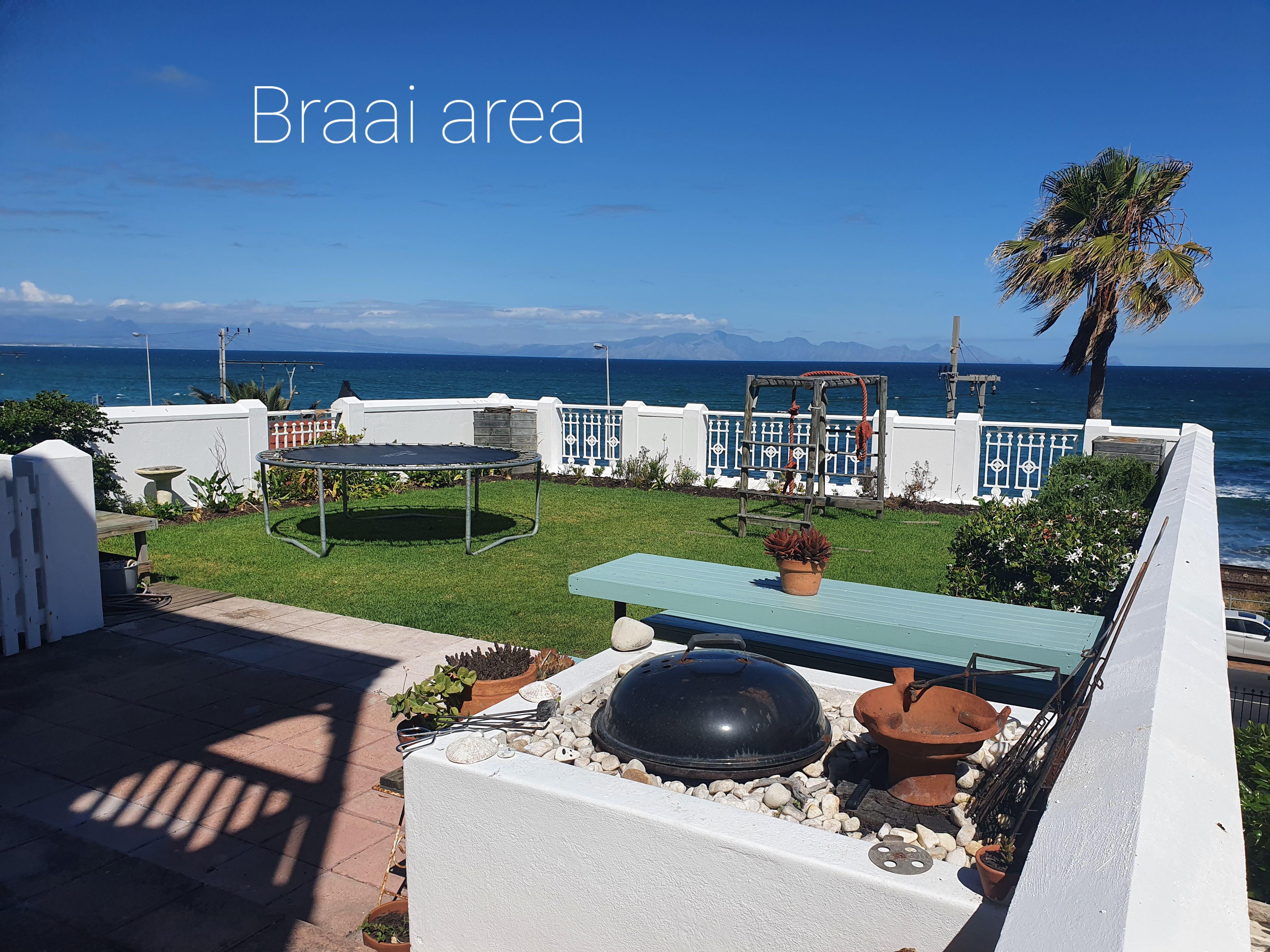 St James Beachfront Family Villa (Kalk Bay) | St James Accommodation