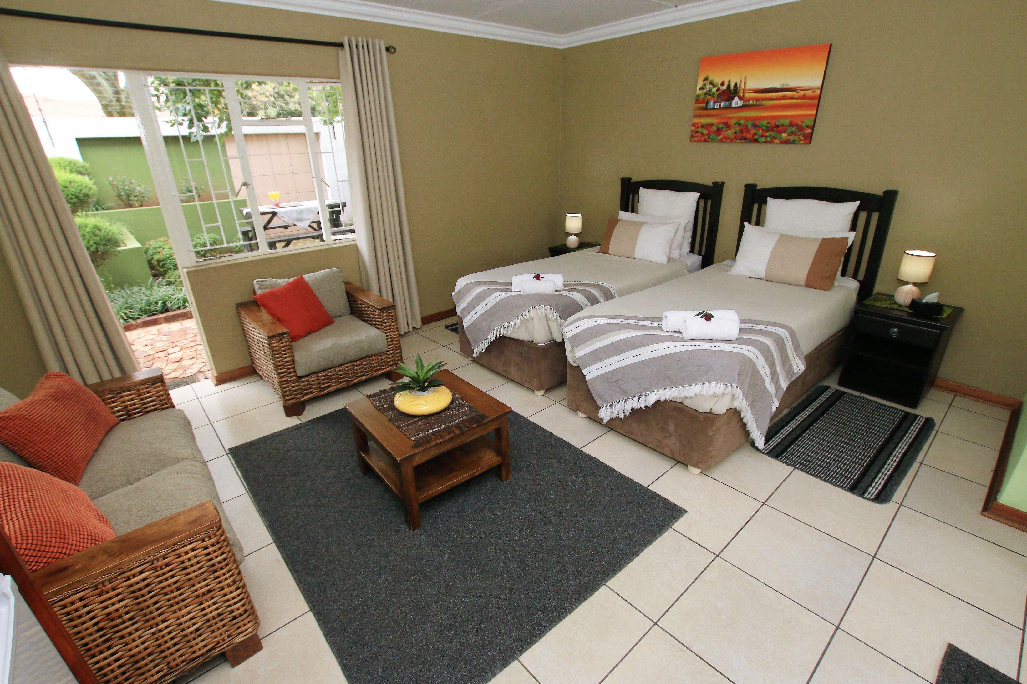 Summer Garden Guest House (Urban Jungle) | Farrarmere Accommodation
