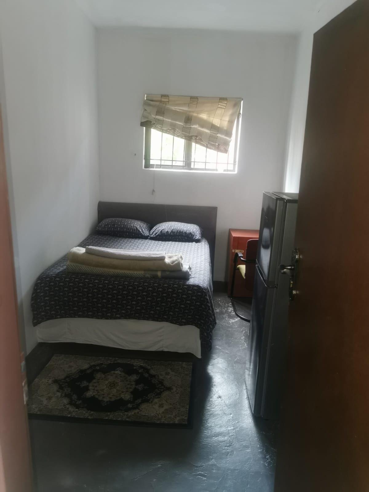 White House  | Accommodation Melville