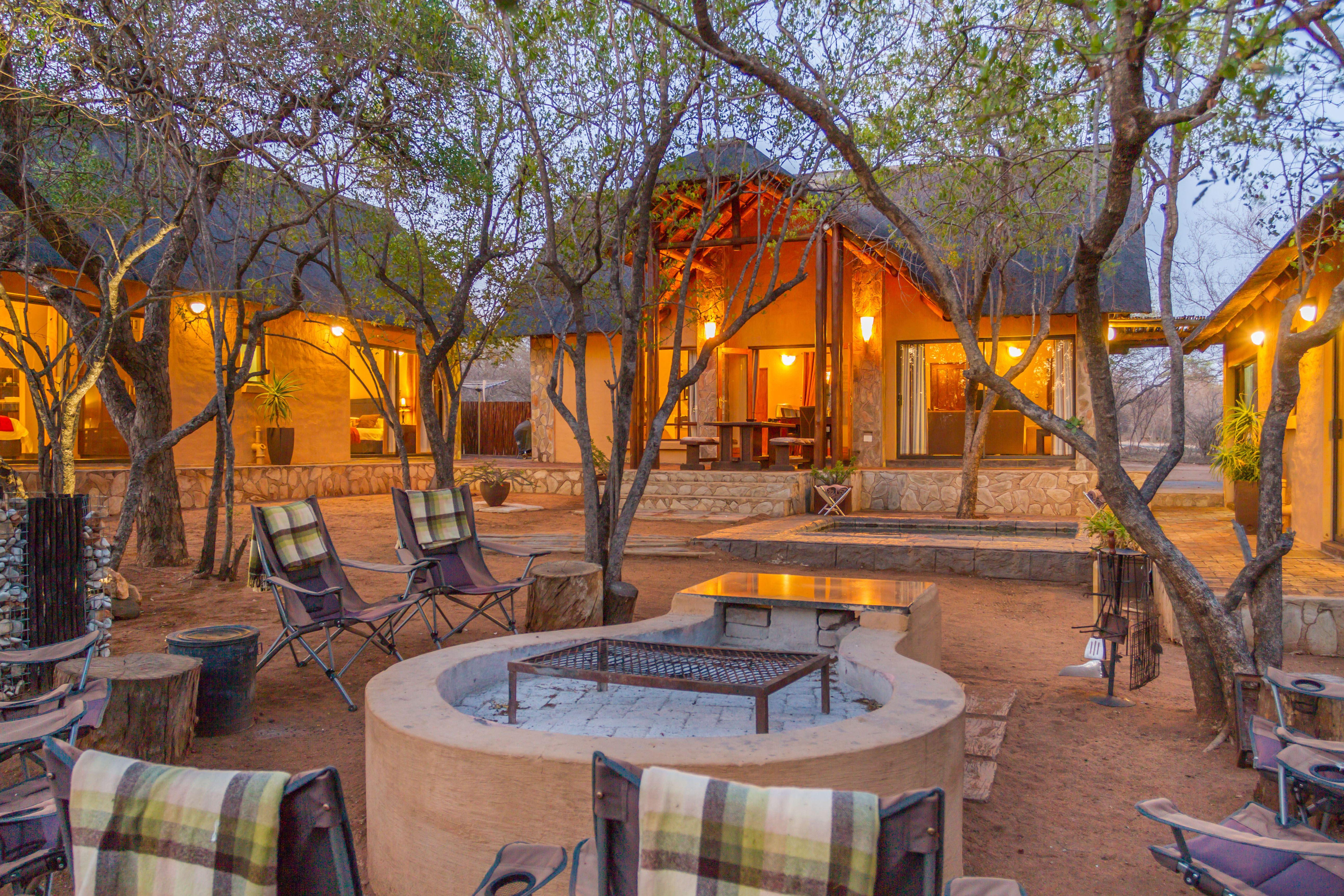 Warthogs Rest | Lodges Hoedspruit