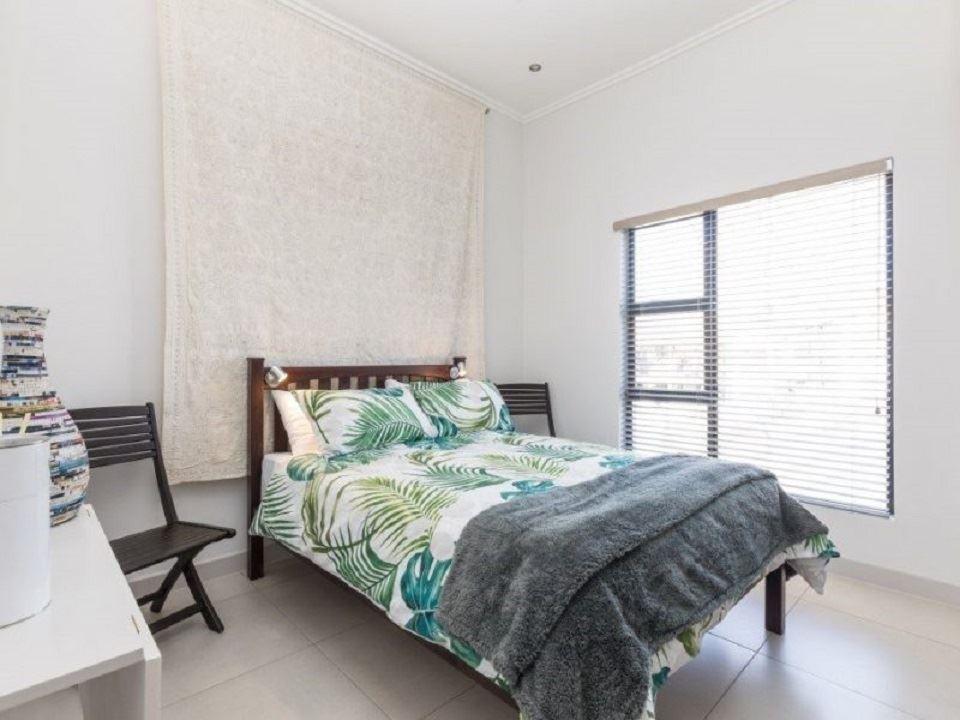 The Poplar Leafy Green | Accommodation Kengies