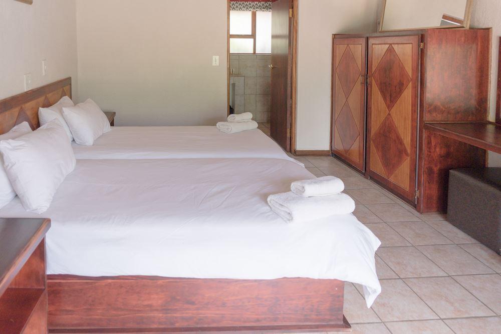 Mabalingwe Elephant Lodge 6 Sleeper