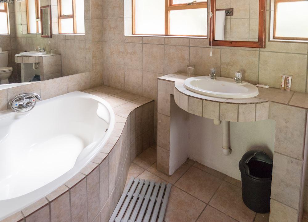 Mabalingwe Elephant Lodge 6 Sleeper