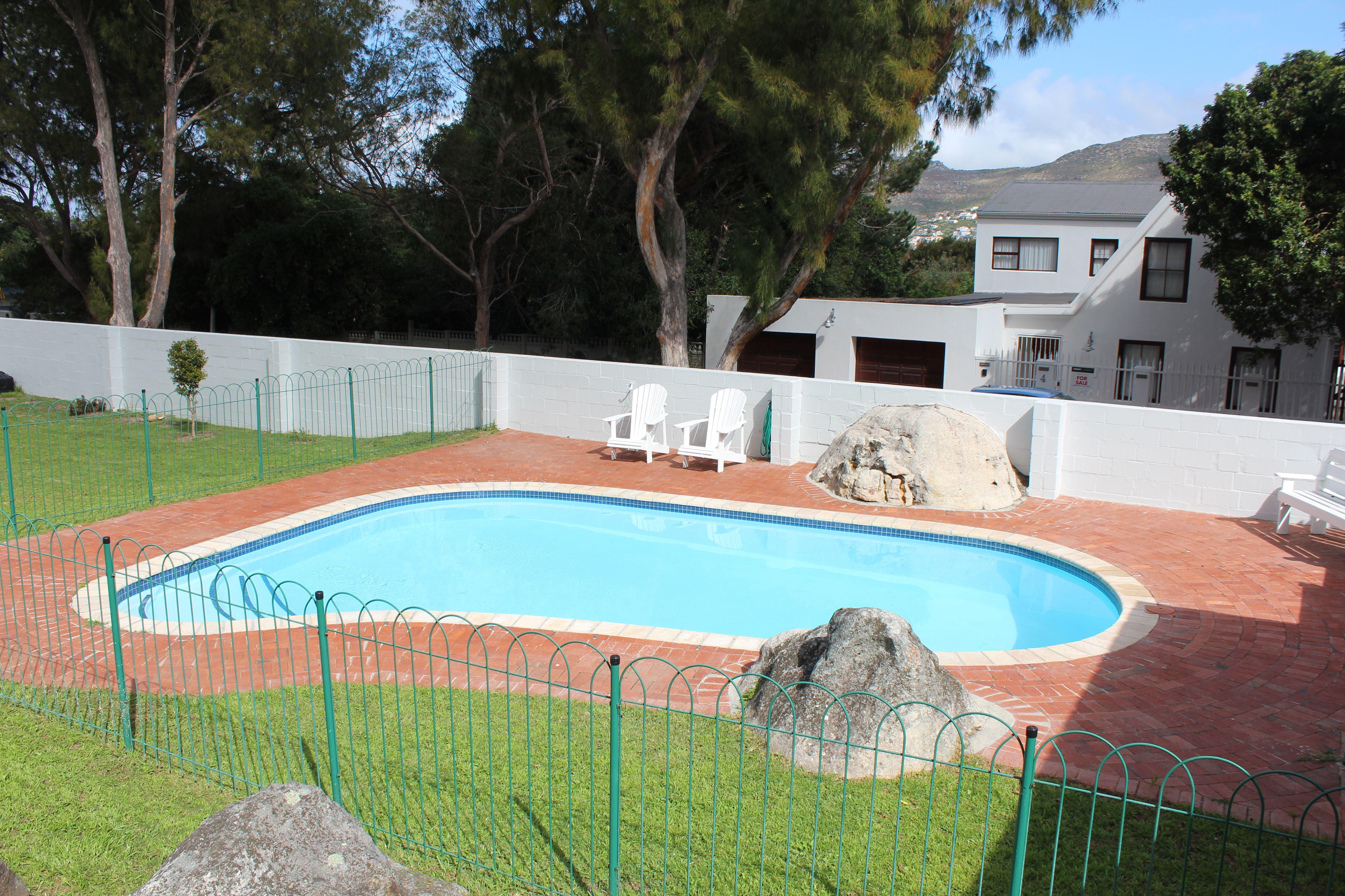 Clovelly Self-Catering Guest House | Clovelly Accommodation