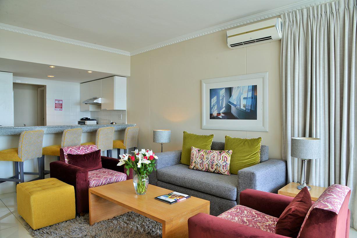 Peninsula All Suite Hotel