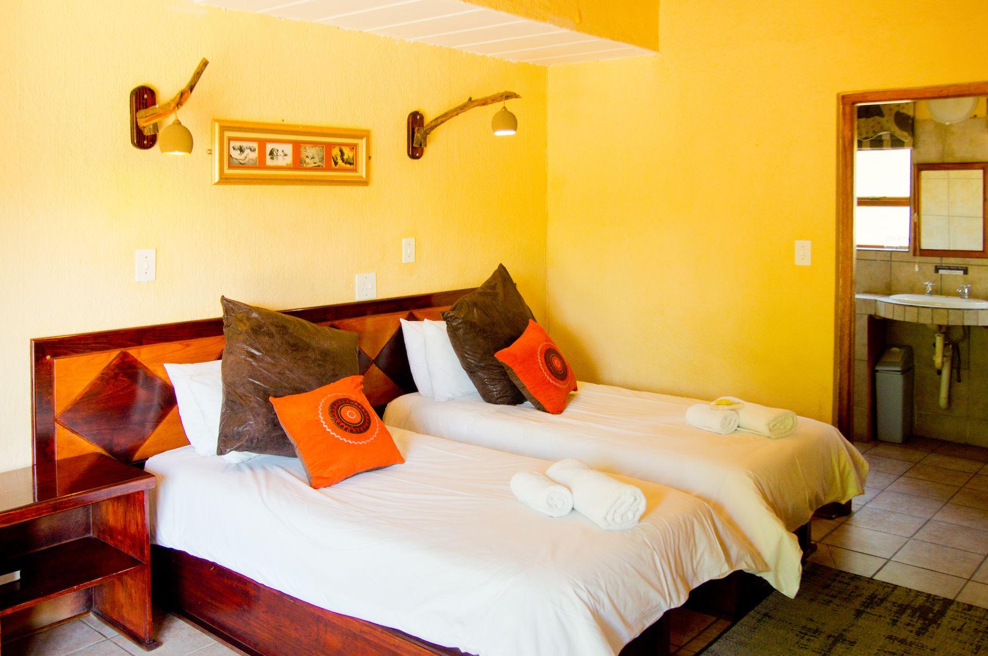 Elephant Lodge 150