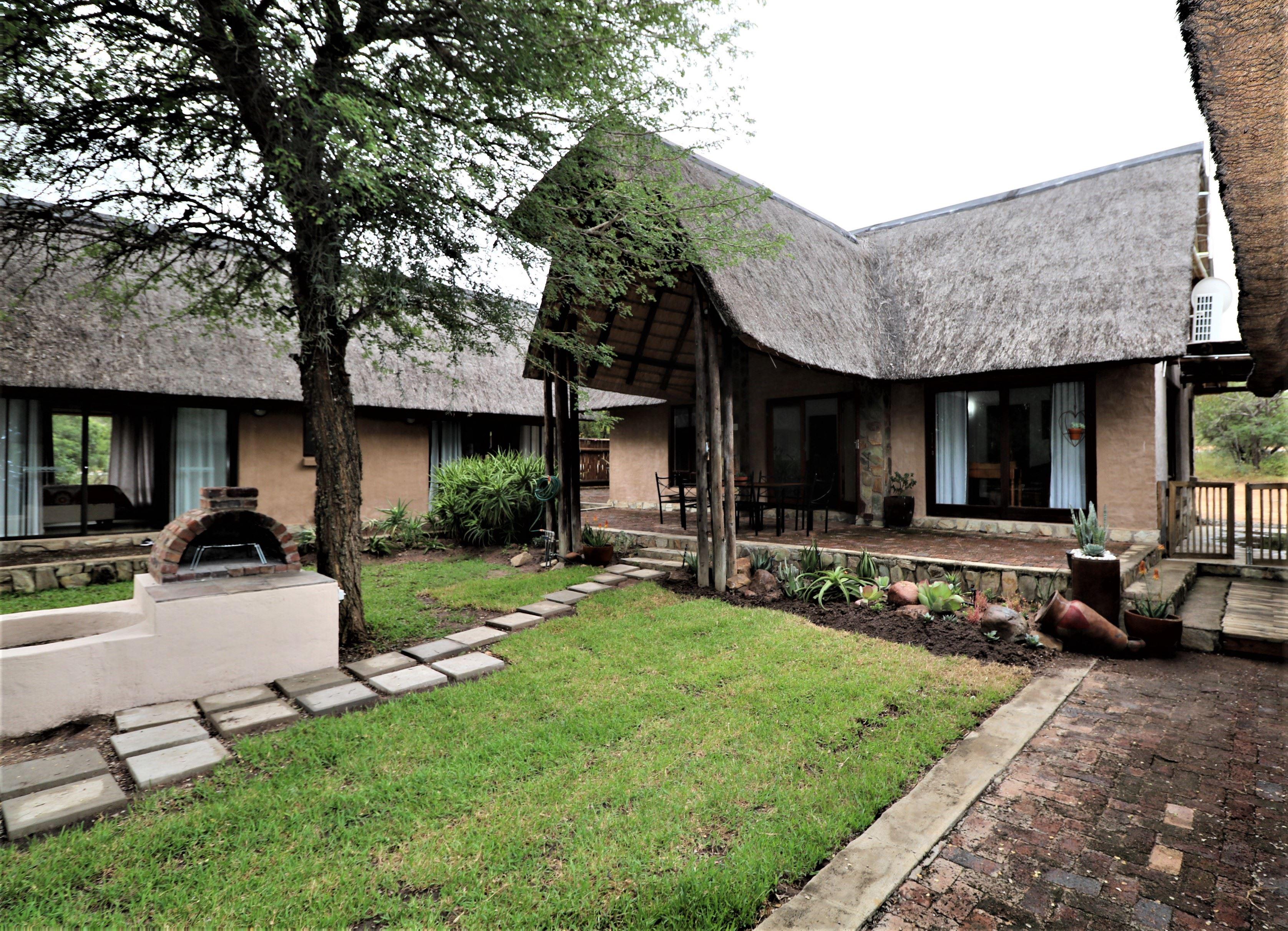 Intibane Bush Lodge | Hoedspruit Self-catering