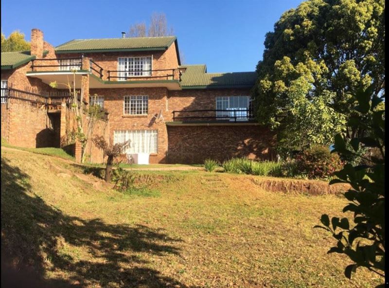 Virgilia Close Guest House
