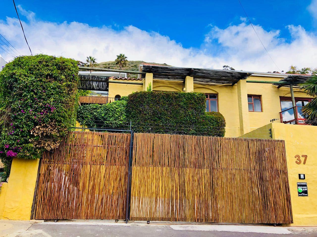Sun & Sea Downtown Mediterranean Villa | Accommodation Green Point