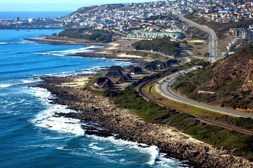 De Bakke Santos - Beach Chalets | Accommodation De Bakke (Mossel Bay)
