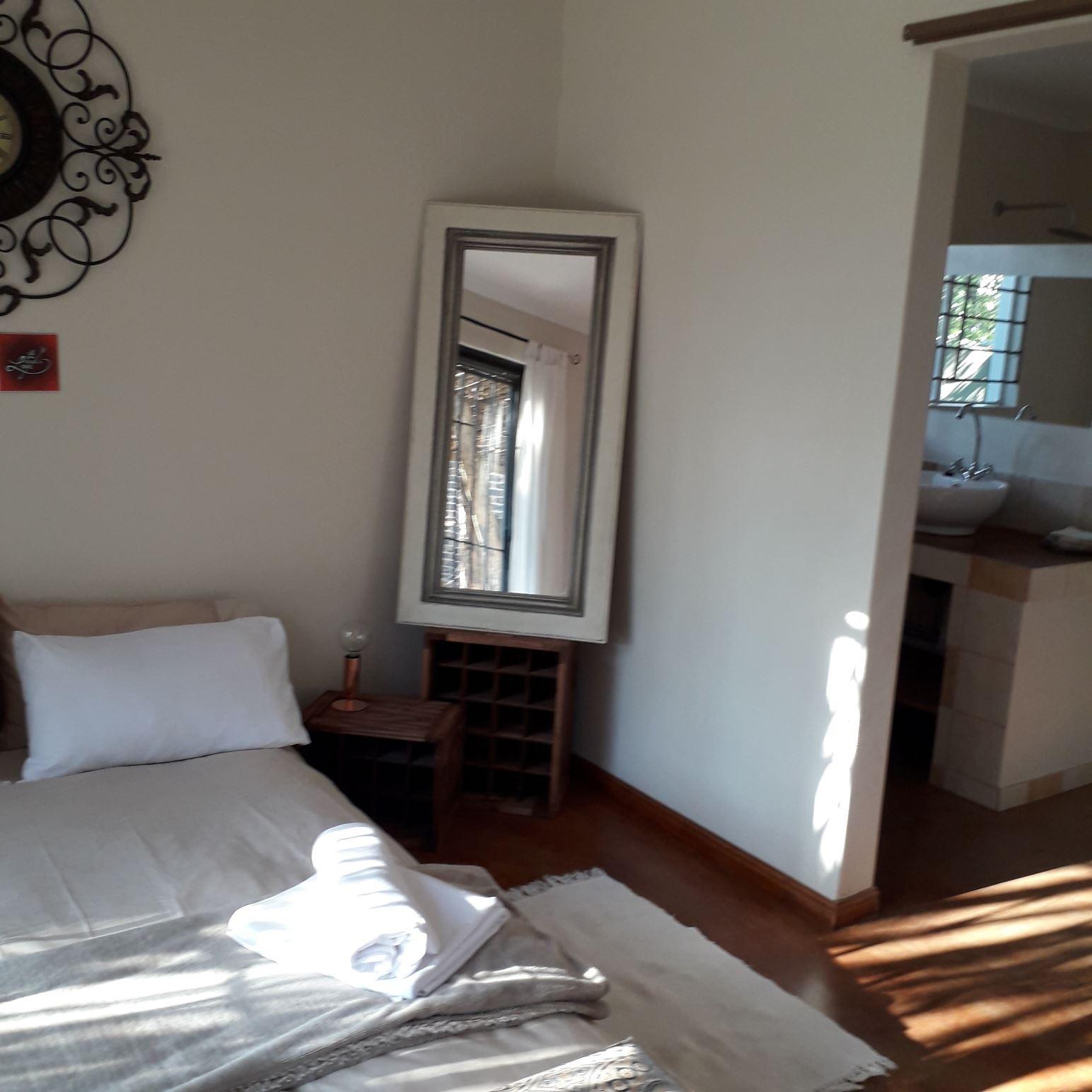 Rustic Cottage @ Shepston House