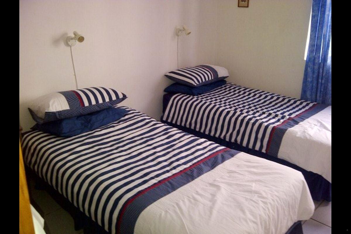 Joubert Cottage | Accommodation Glenmore Beach