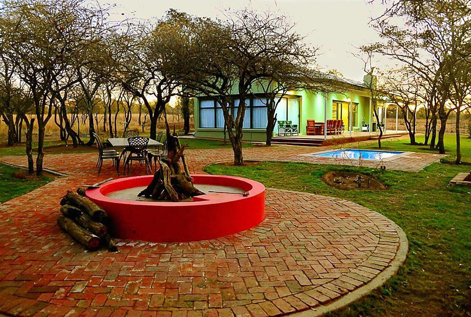 Crimson Bush Lodge
