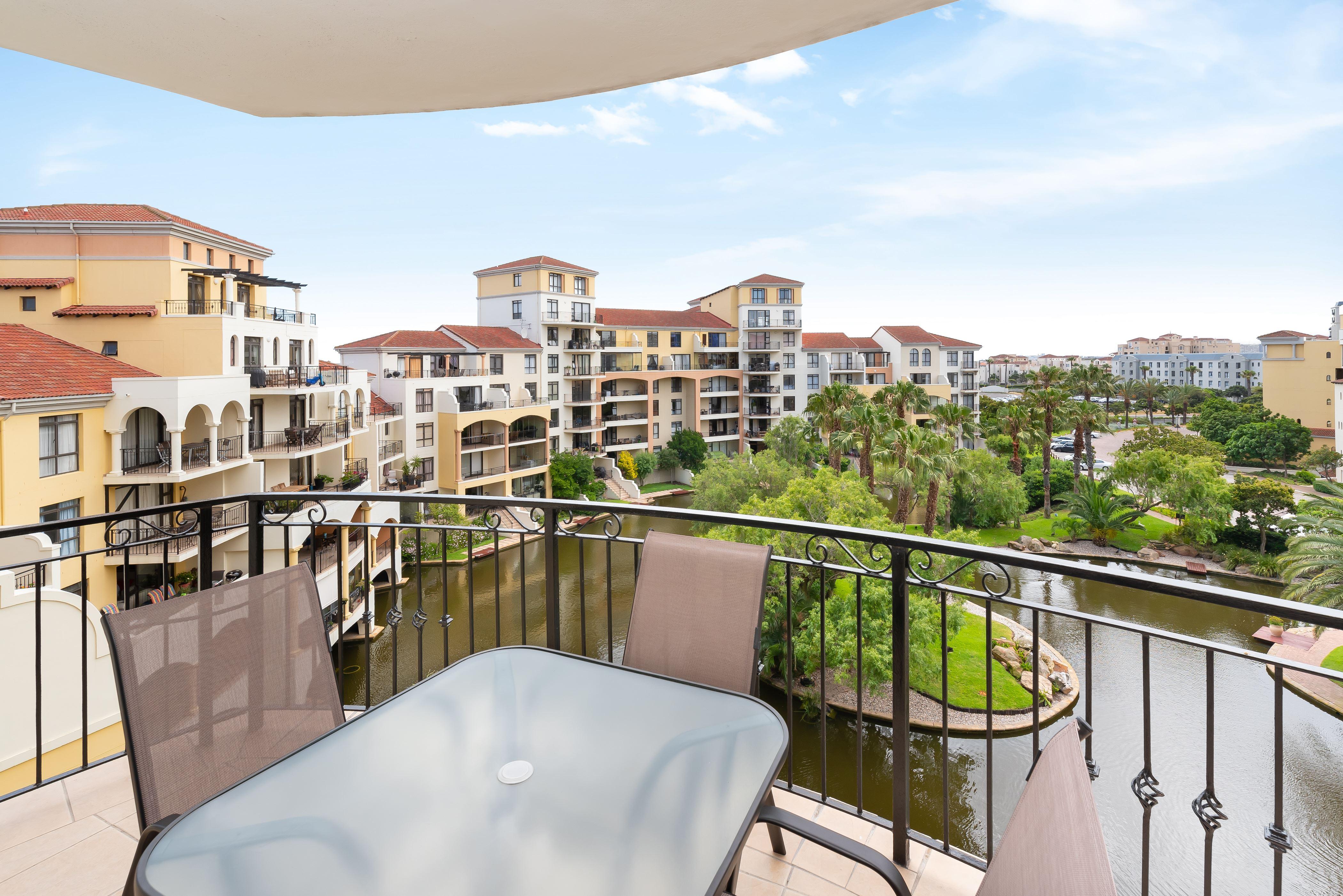 Century City Boutique Apartments | Century City Self-catering