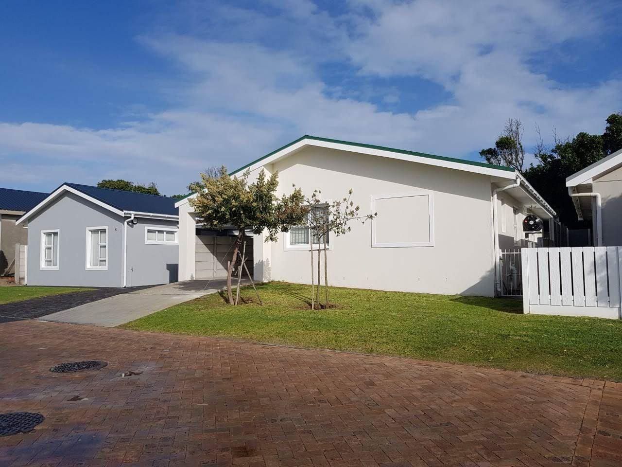 Pearly Waves | Pearly Beach Accommodation