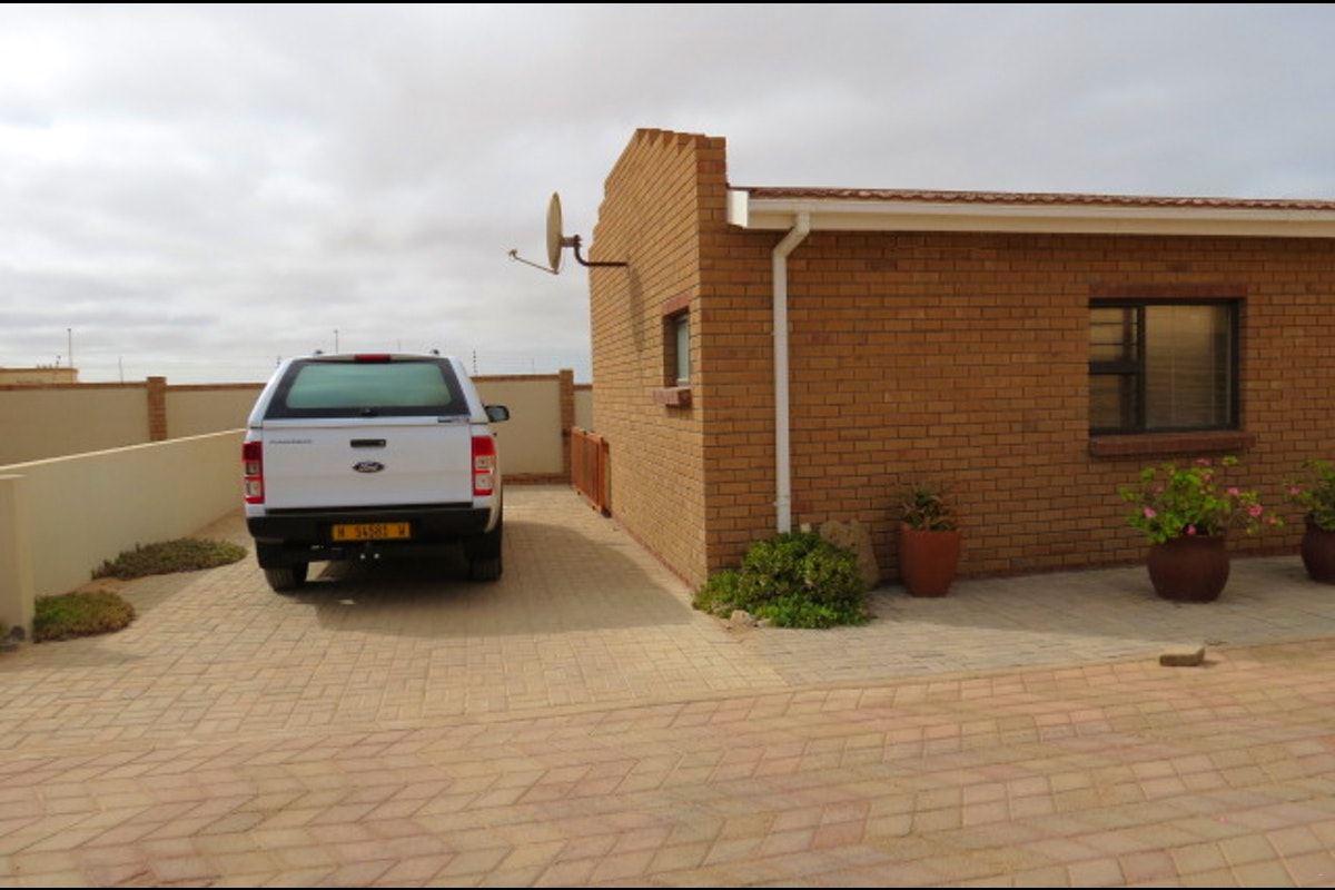 Paresis Park 1 | Hentiesbaai Accommodation