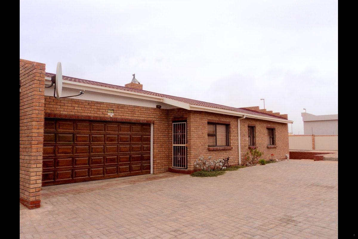Paresis Park 30 | Hentiesbaai Accommodation