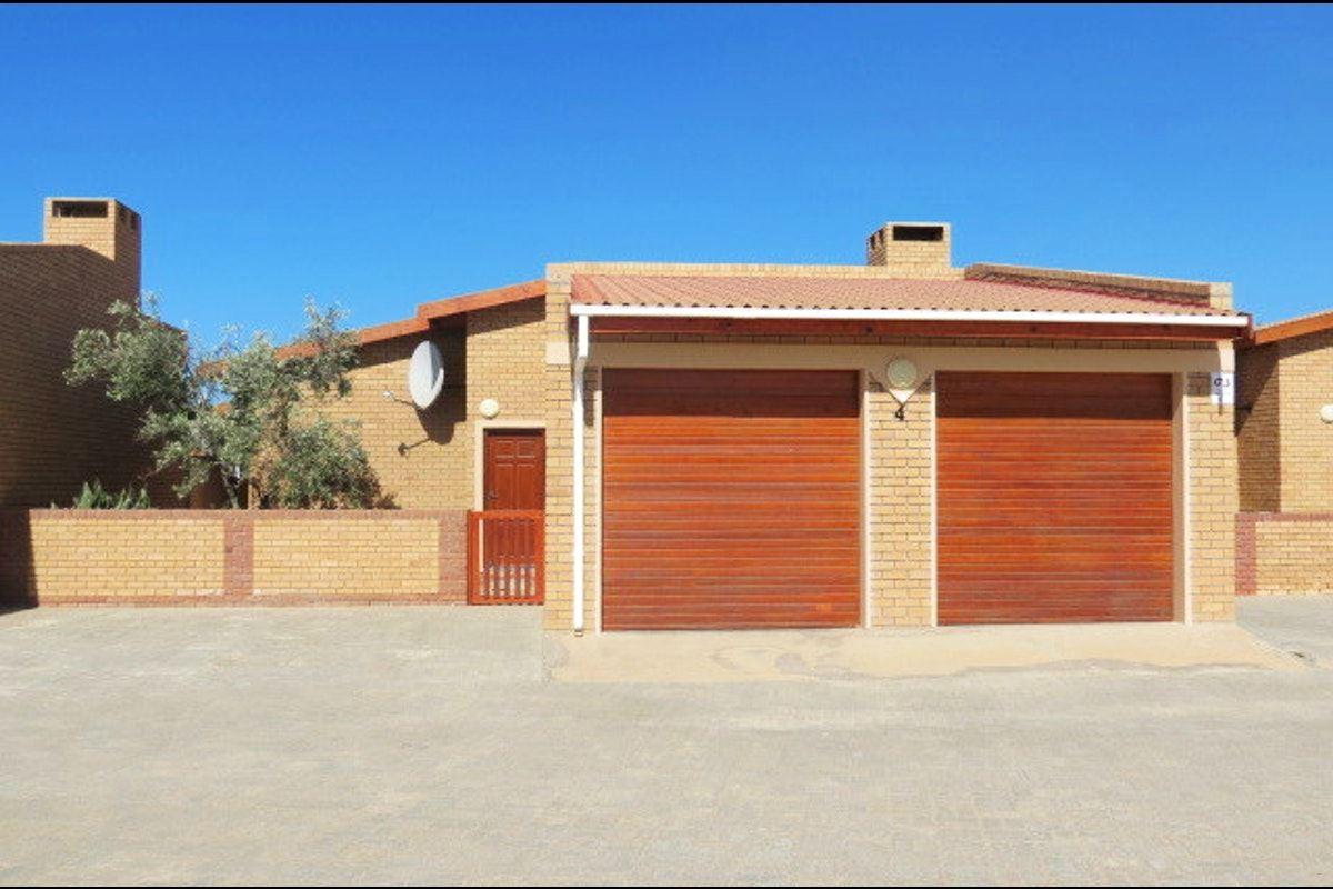 Victoria Court 4 | Accommodation Hentiesbaai