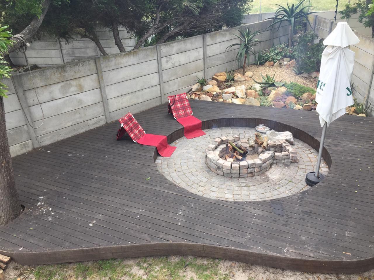 A Few Blocks Away Budget Deals and Offers Book Now!