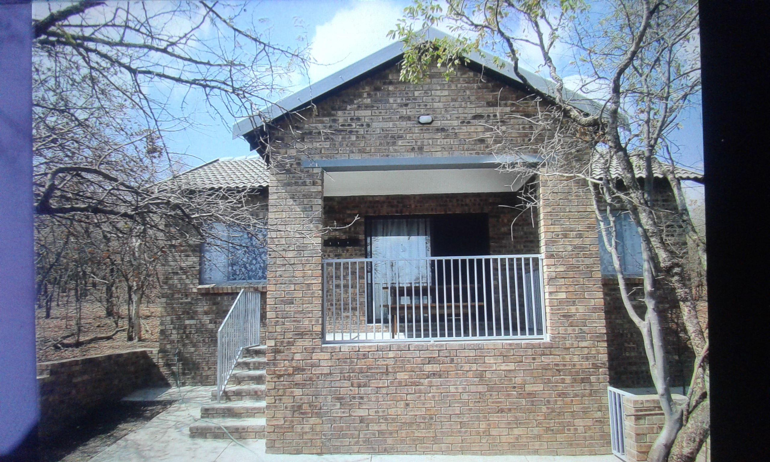 Leeupoort galago rest | Accommodation Leeupoort Vakansiedorp