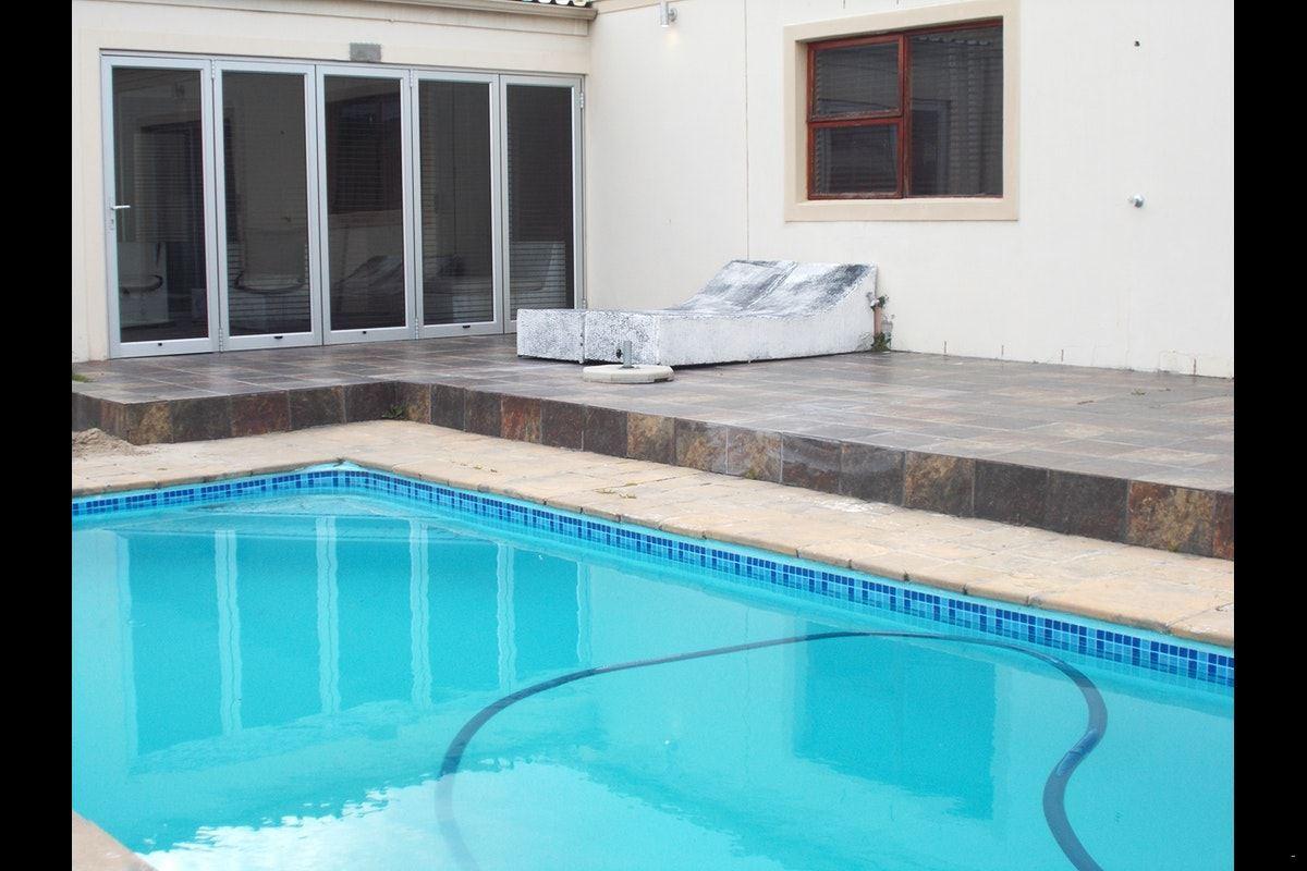 Eikenbosch | Kuils River Accommodation