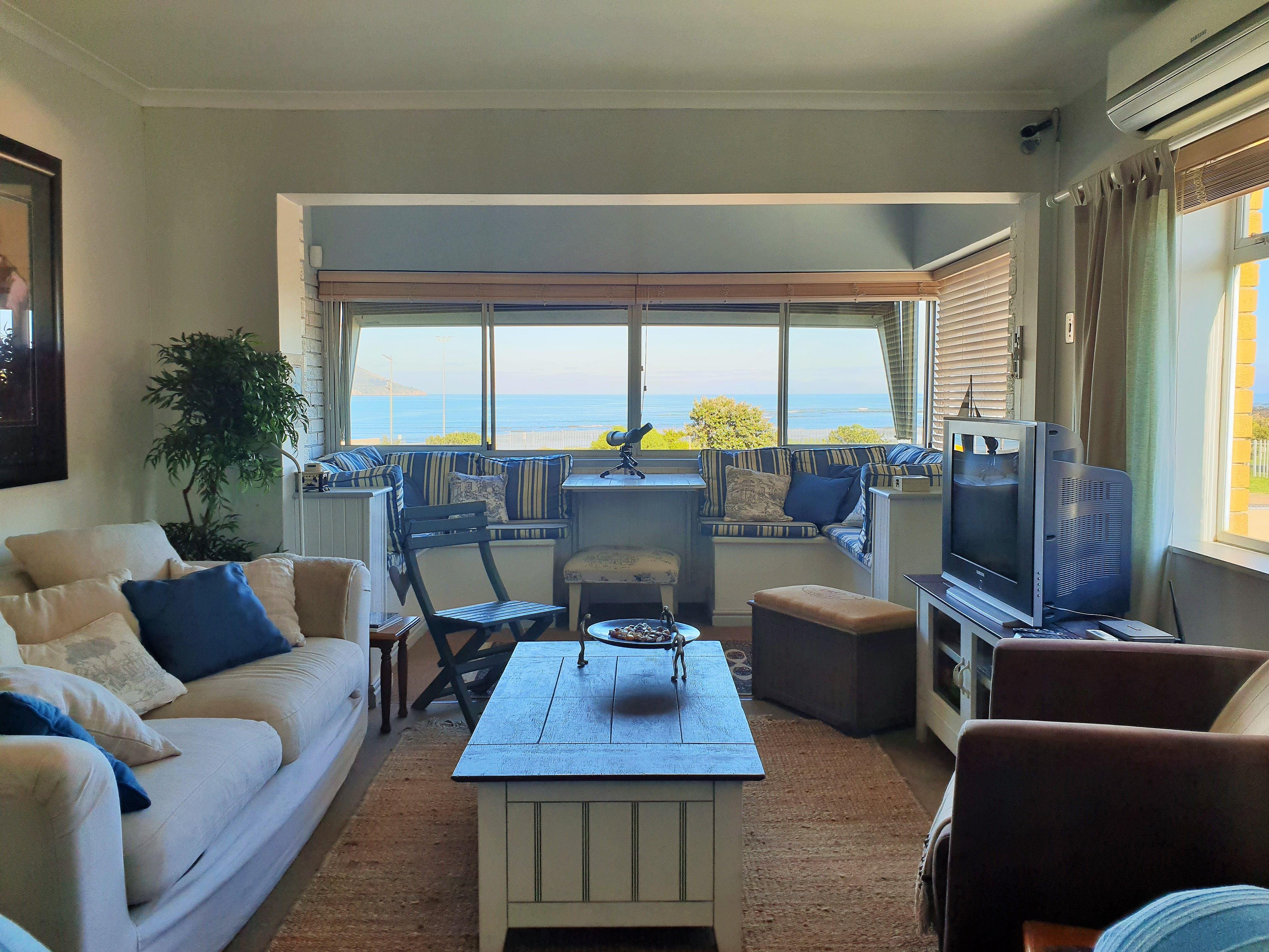 La Corniche | Accommodation Gordons Bay