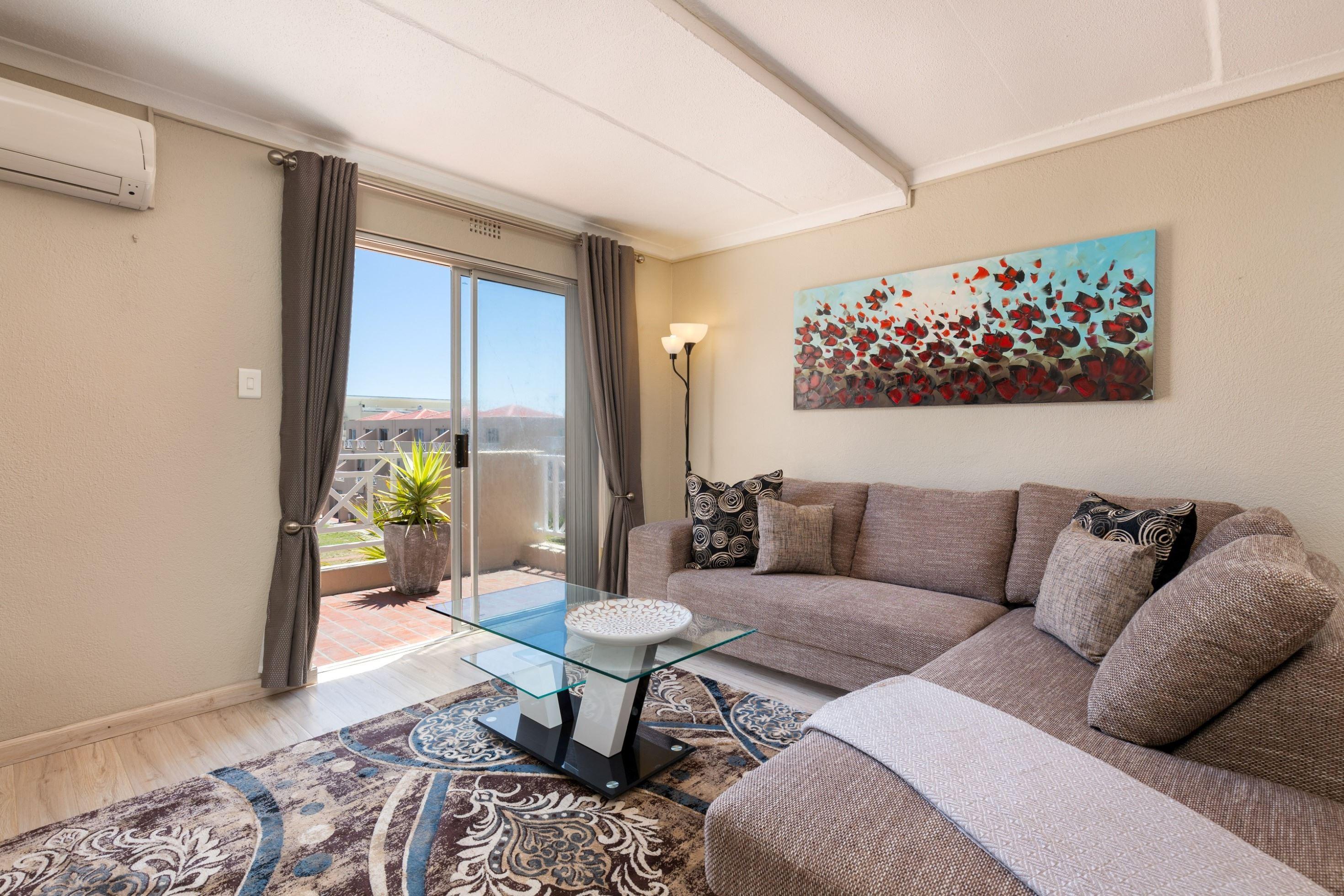 Mont Serrat 58 | West Beach Specials