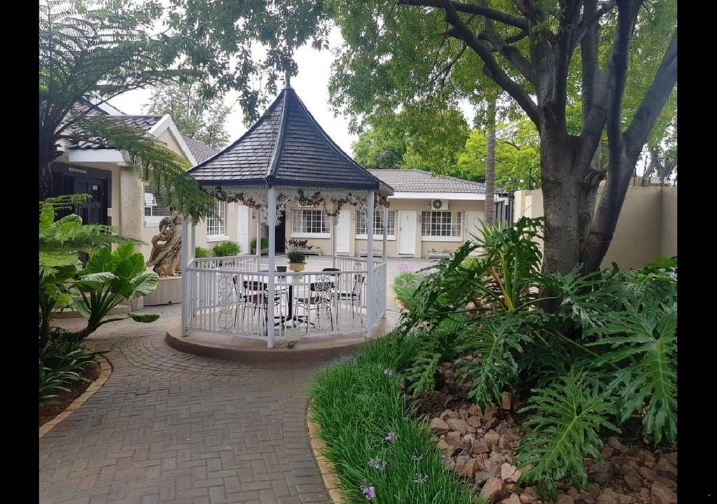 Danielle's Guest House | Queenswood Accommodation