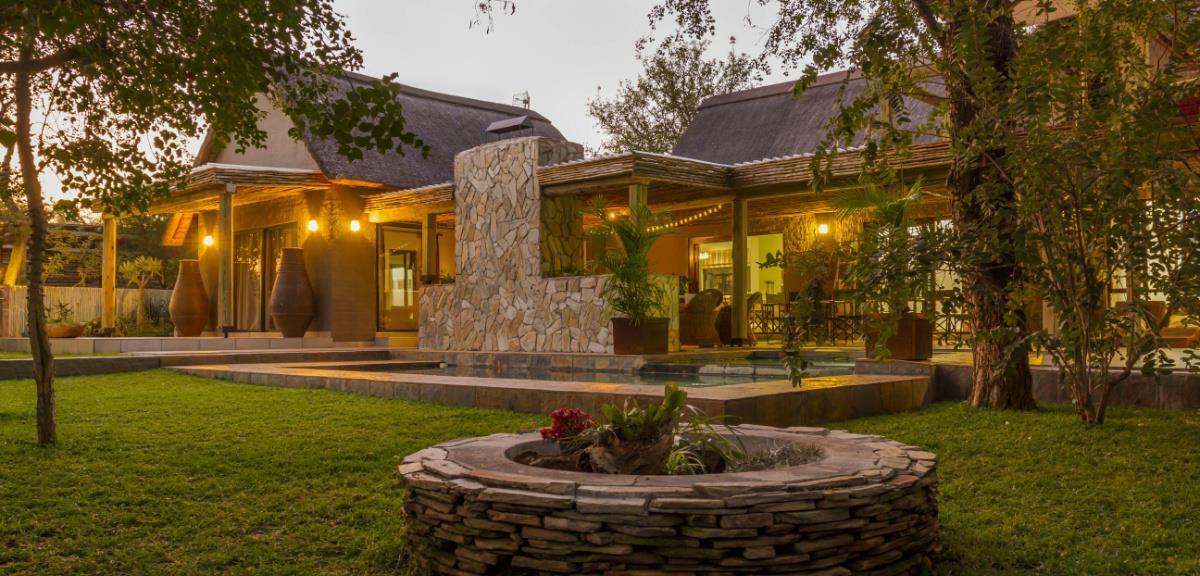Inkanshane Lodge | Hoedspruit Accommodation