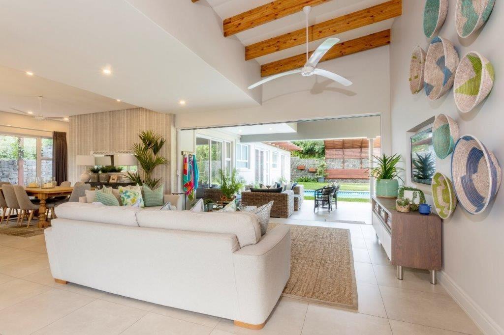 10 Silver Oak Road