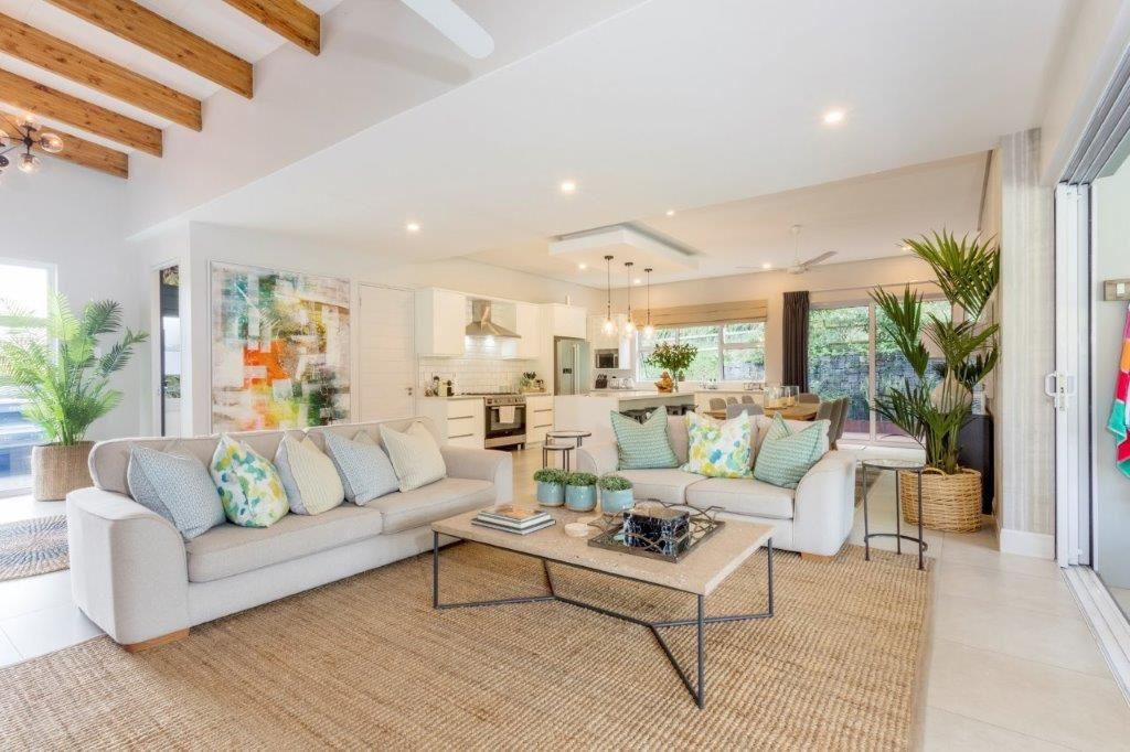 10 Silver Oak Road