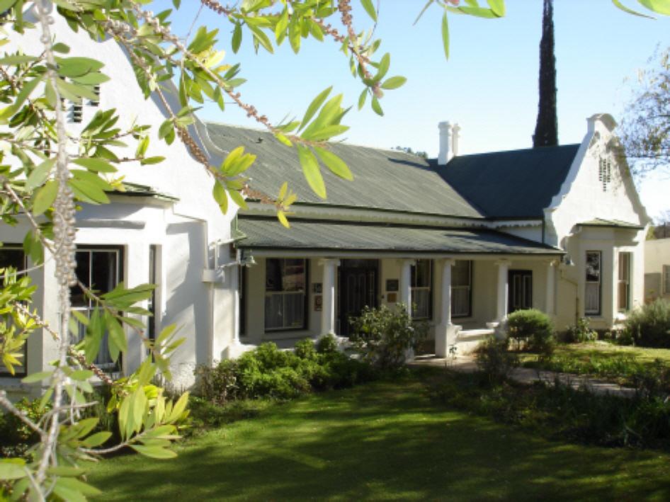 Heritage House Bed & Breakfast | Cradock Accommodation