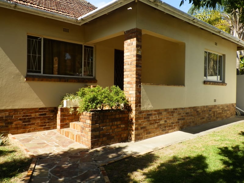 10 On Fairview B&B | Secure Your Hotel, Self-Catering, Or Bed And ...