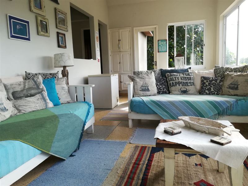 Lounge area