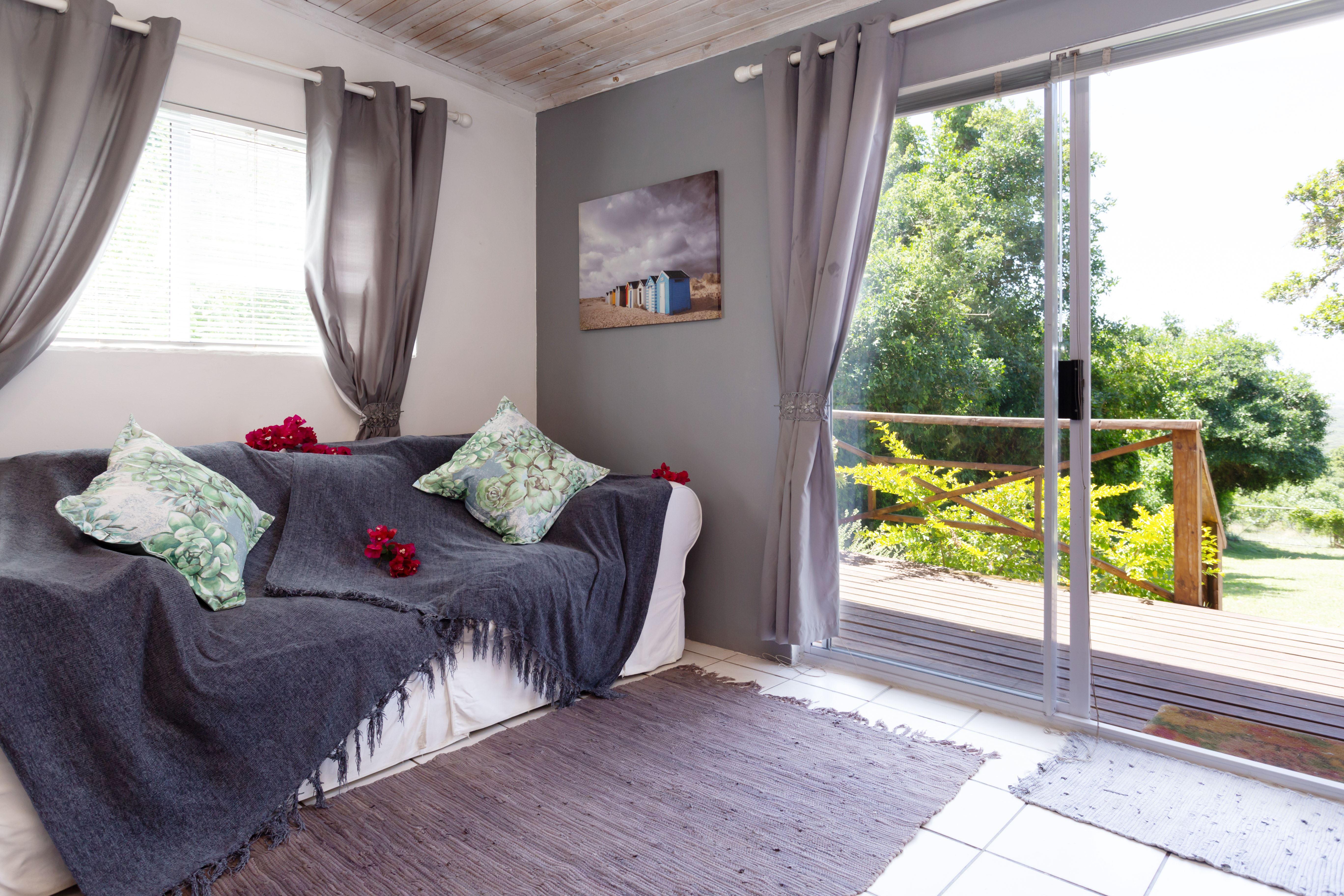 Bamboo Cottage @ 302 On Old Seaview Road Chelsea | Accommodation Chelsea Conservancy
