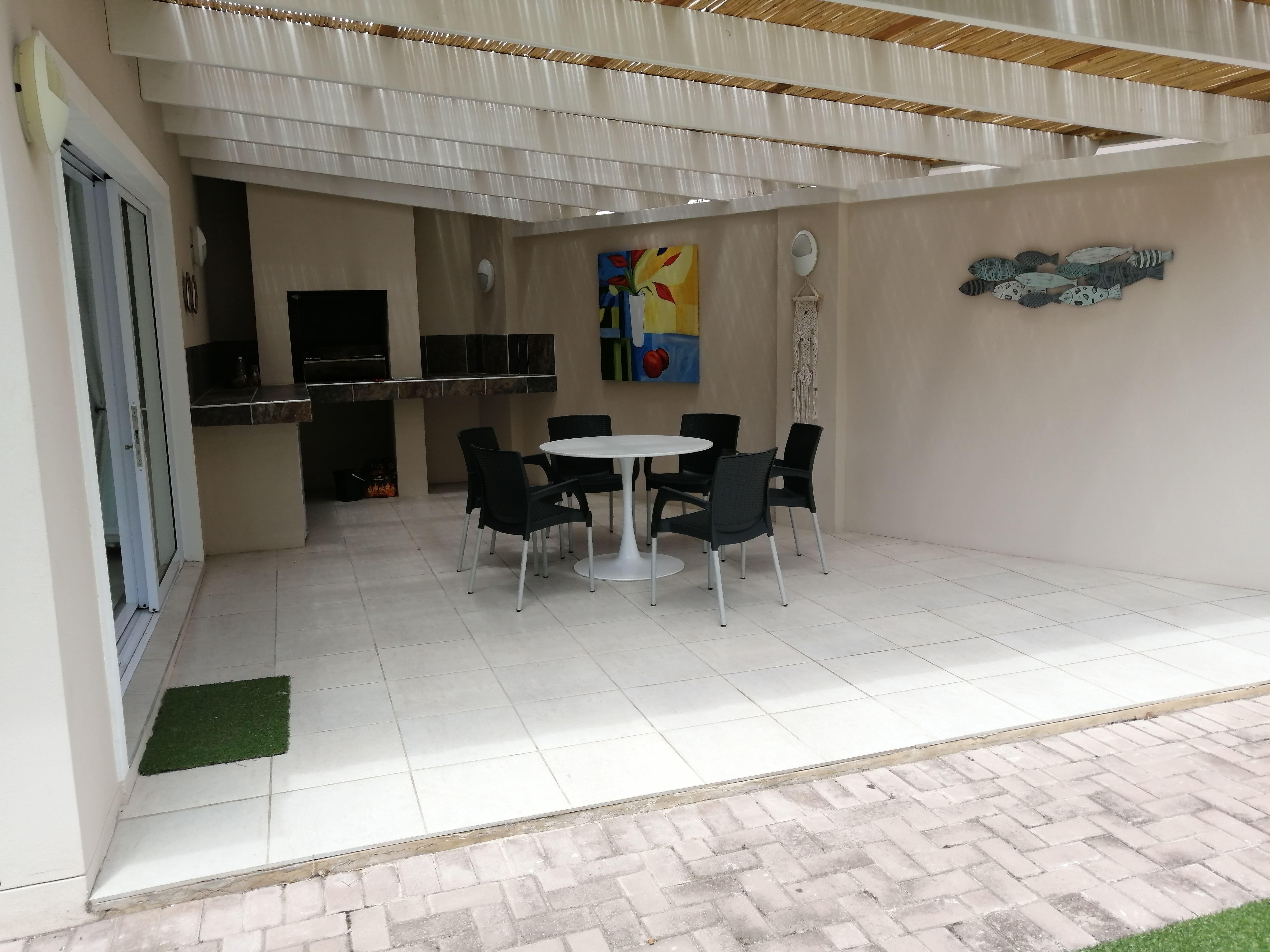 Birdcall | Accommodation Schoongezicht Country Estate