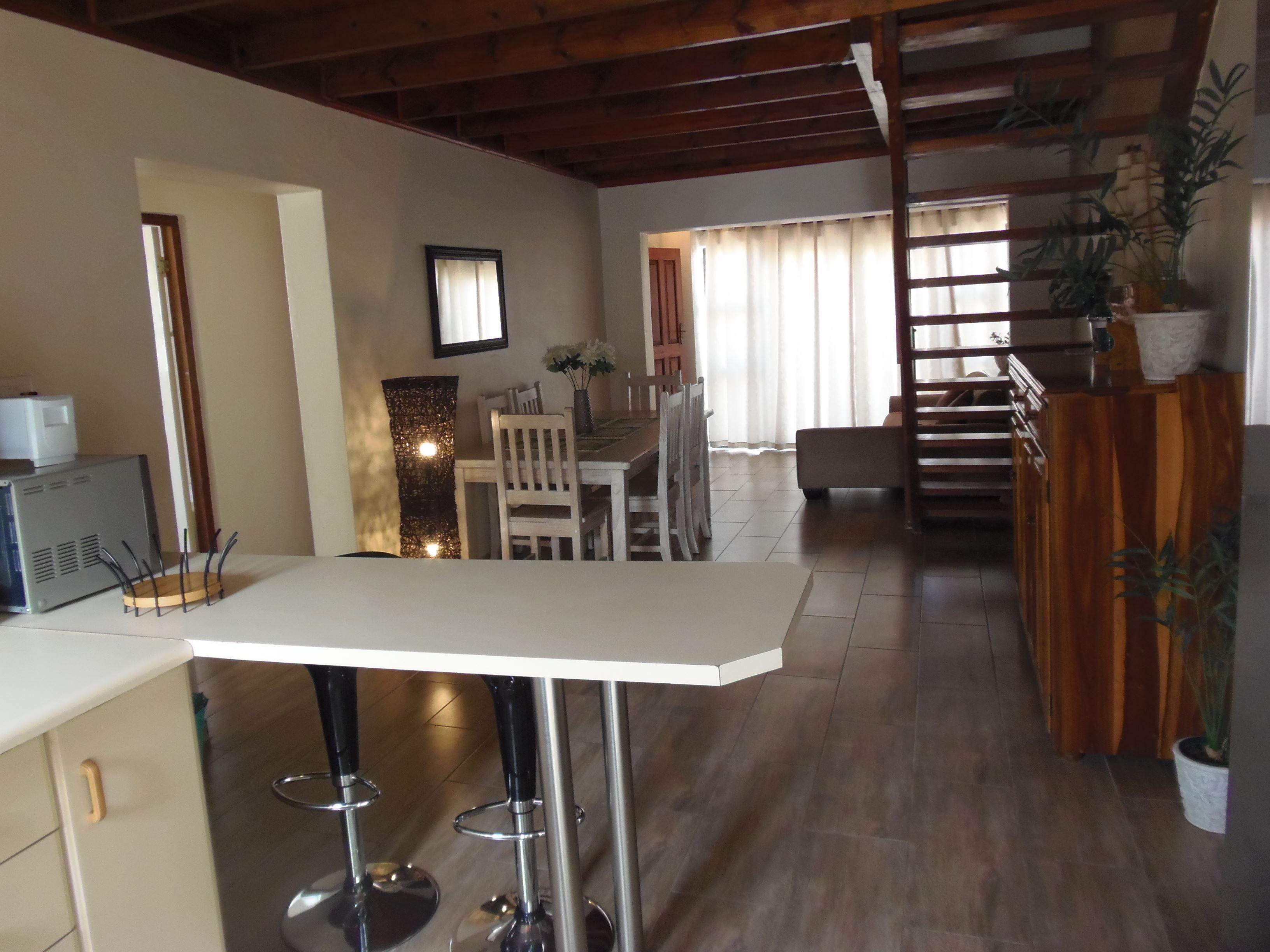 Stafford Place B | Hotels Uvongo