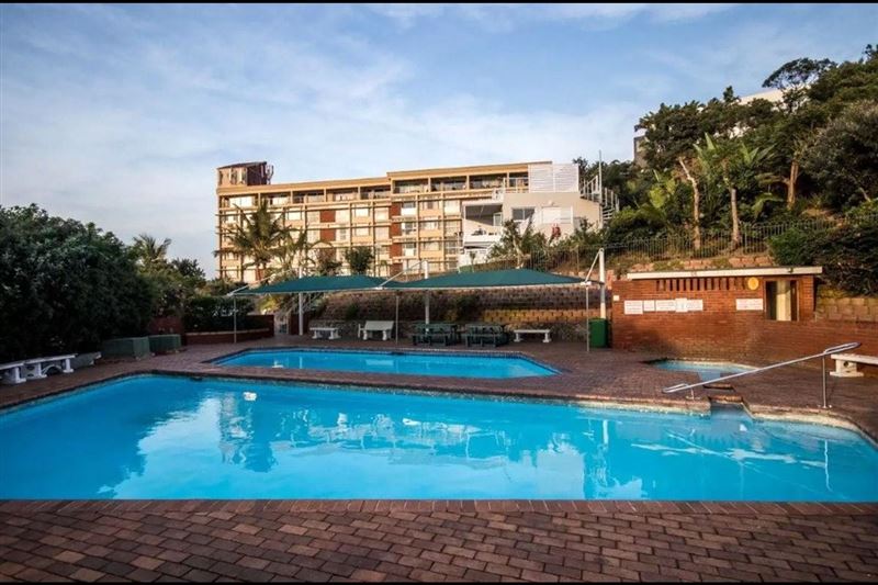 Resorts communal pool area