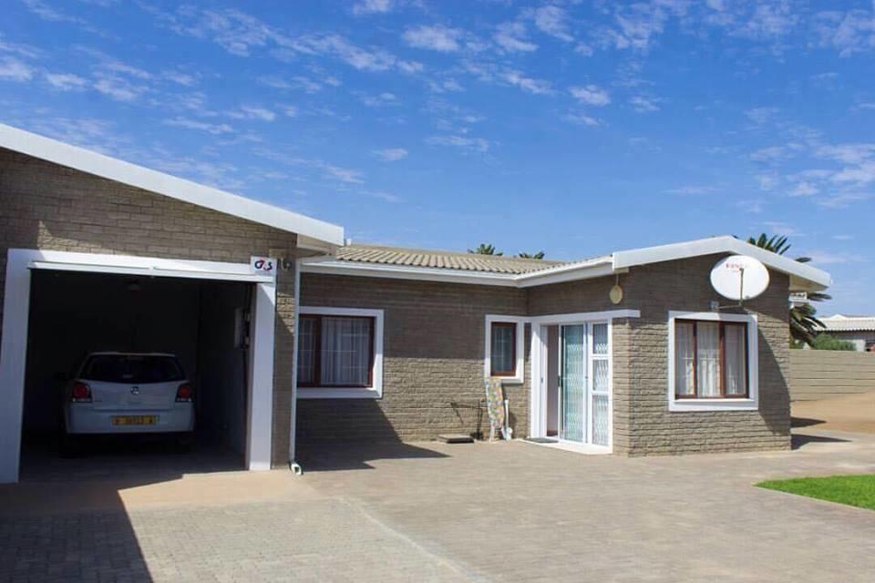 Katamaran Self Catering Swakopmund | Hage Heights Accommodation