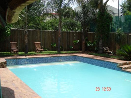 Casa Benalda Guest Lodge