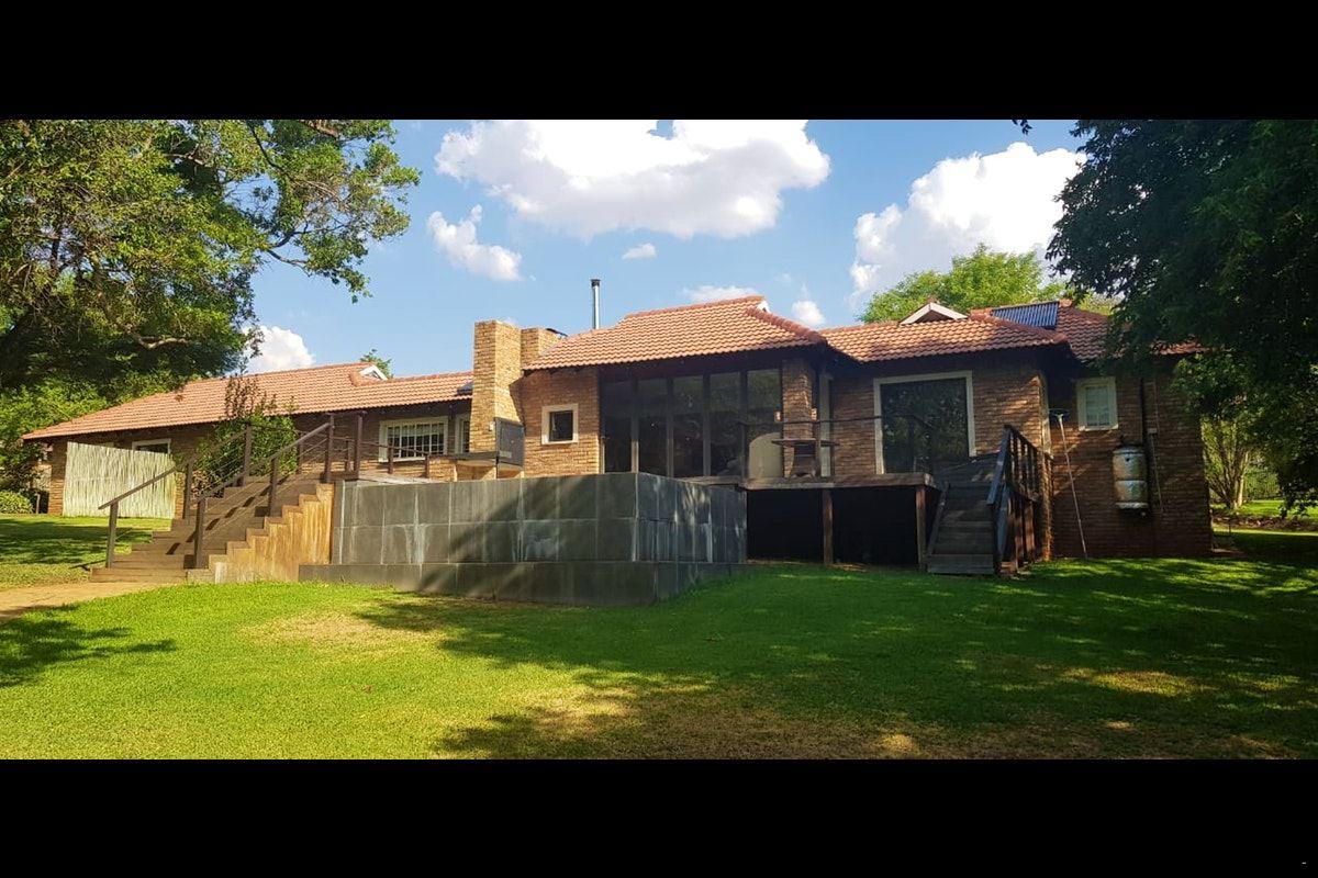 River Dance | Krugersdorp Specials