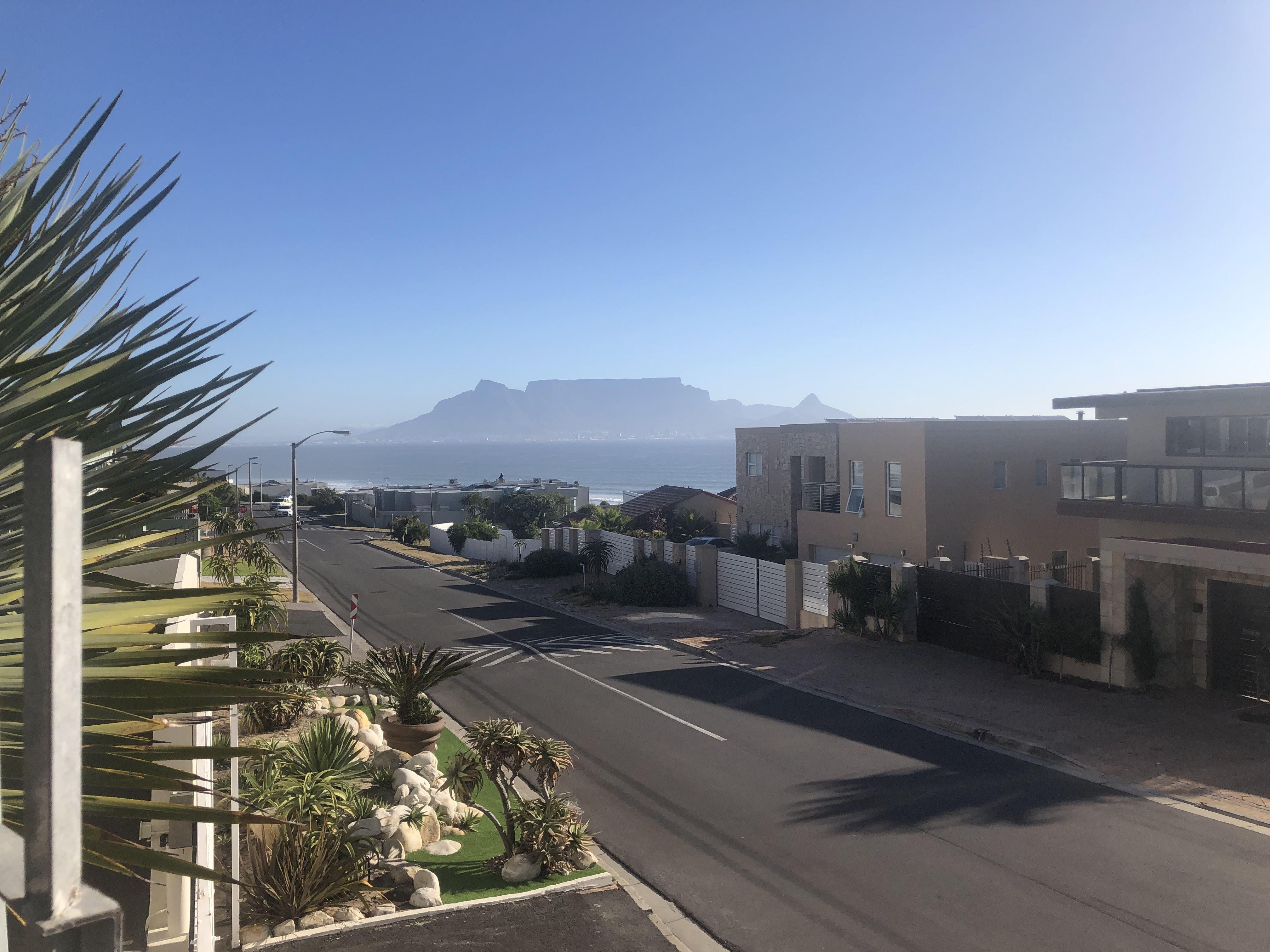 Zebra Cottage | Bloubergstrand Self-catering